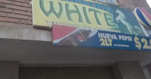 CIGARRERIA WHITE CALLE 2 CON 69 A BOGOTÁ CIGARRERIA WHITE CALLE 2 CON 69 A BOGOTÁ